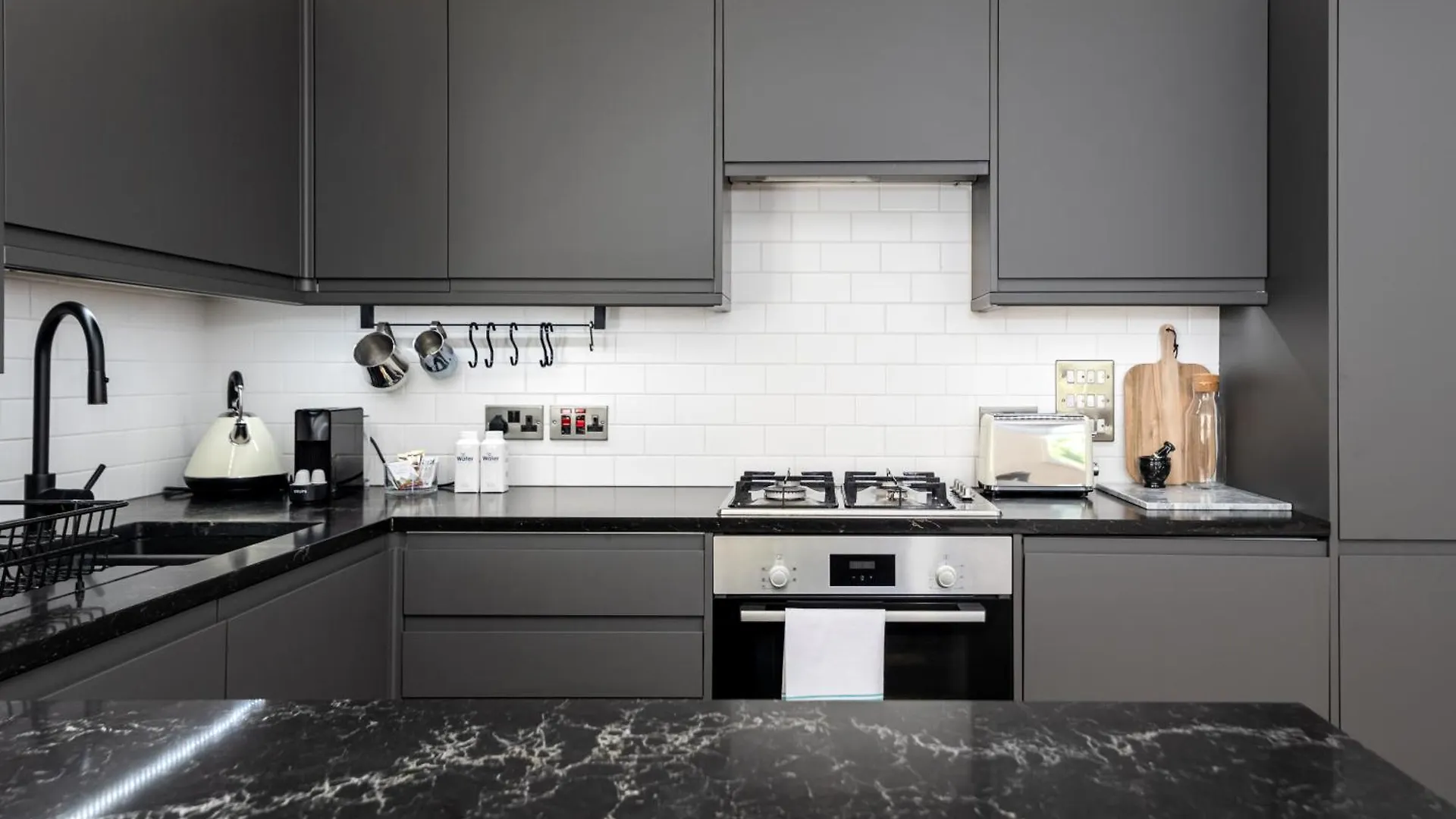 2 Bedroom Apartment In London Bridge Royaume-Uni